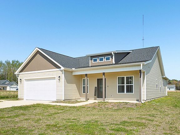 3rd image of 540 Broomcorn Ln