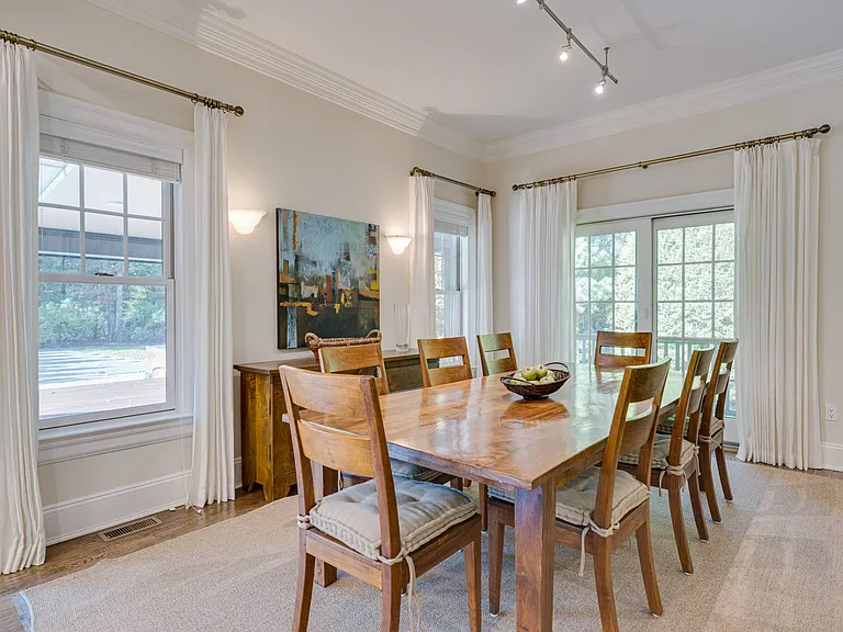 23 Arbutus Rd — Photo 32
