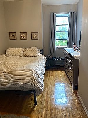 2nd image of 153 E 103rd St APT 6