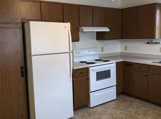 1107 Manitowoc Rd, Menasha, WI 54952