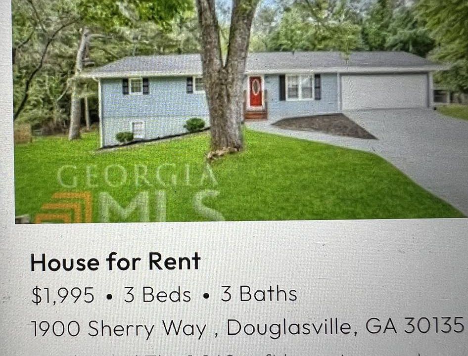 2nd image of 3823 Chapel Hill Rd