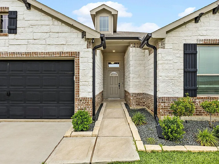 11323 Cora Ln — Photo 6