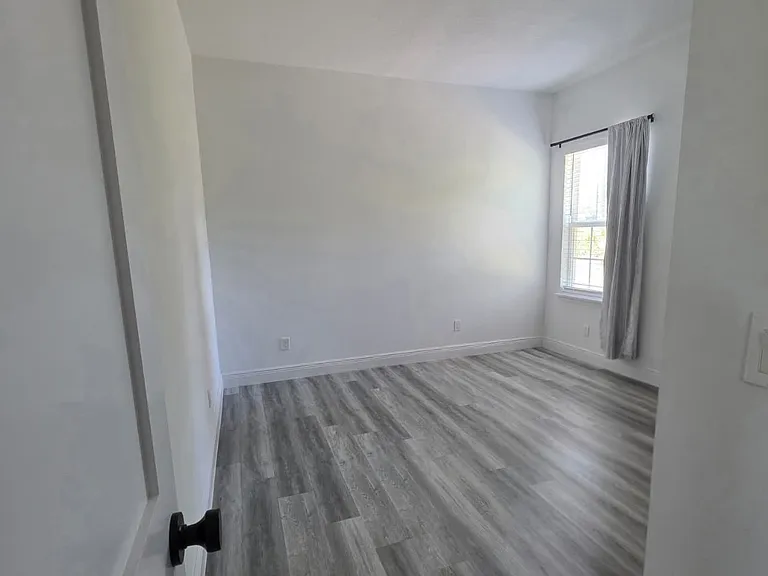 14886 SW 43rd Ct — Photo 11