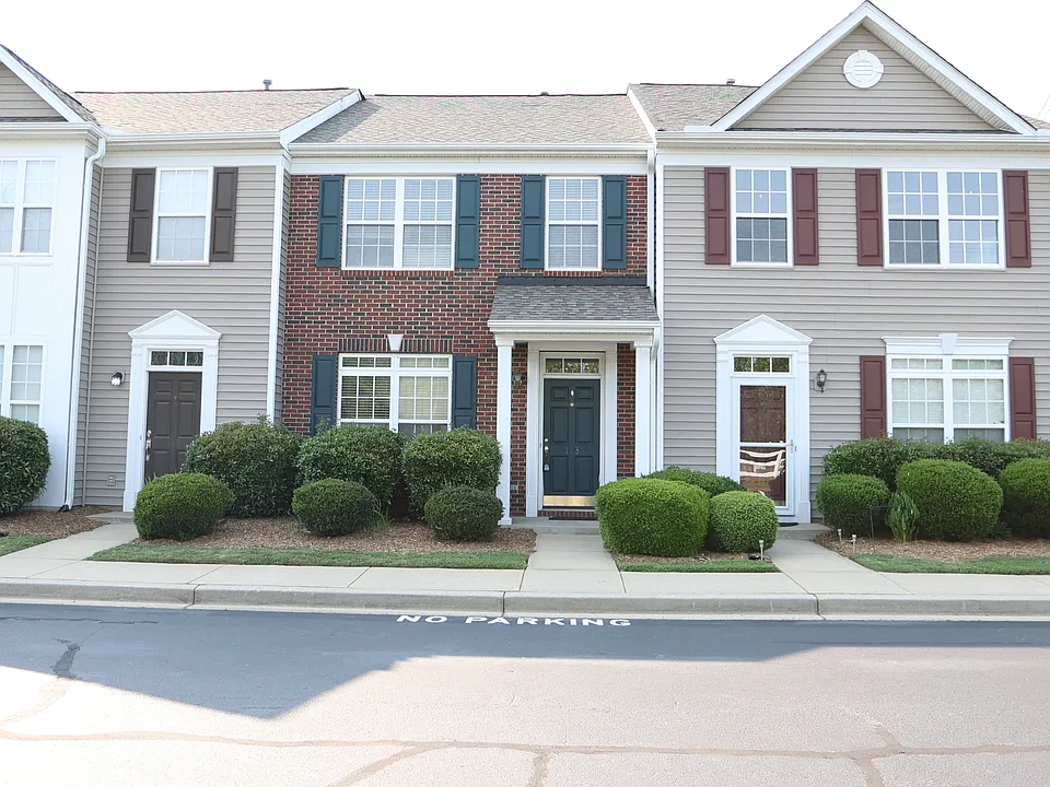 113 Cirrus Ct