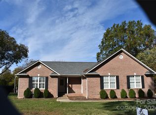 203 N Roxford Rd, Kings Mountain, NC 28086