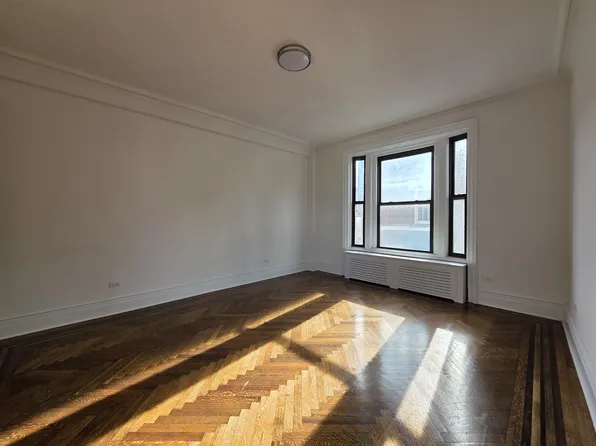 166 West 72nd Street image 2 of 6