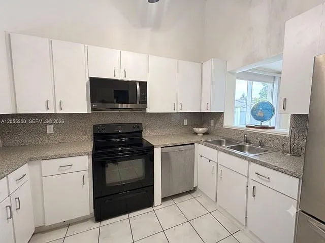 14401 SW 114th St #14401 — Photo 8