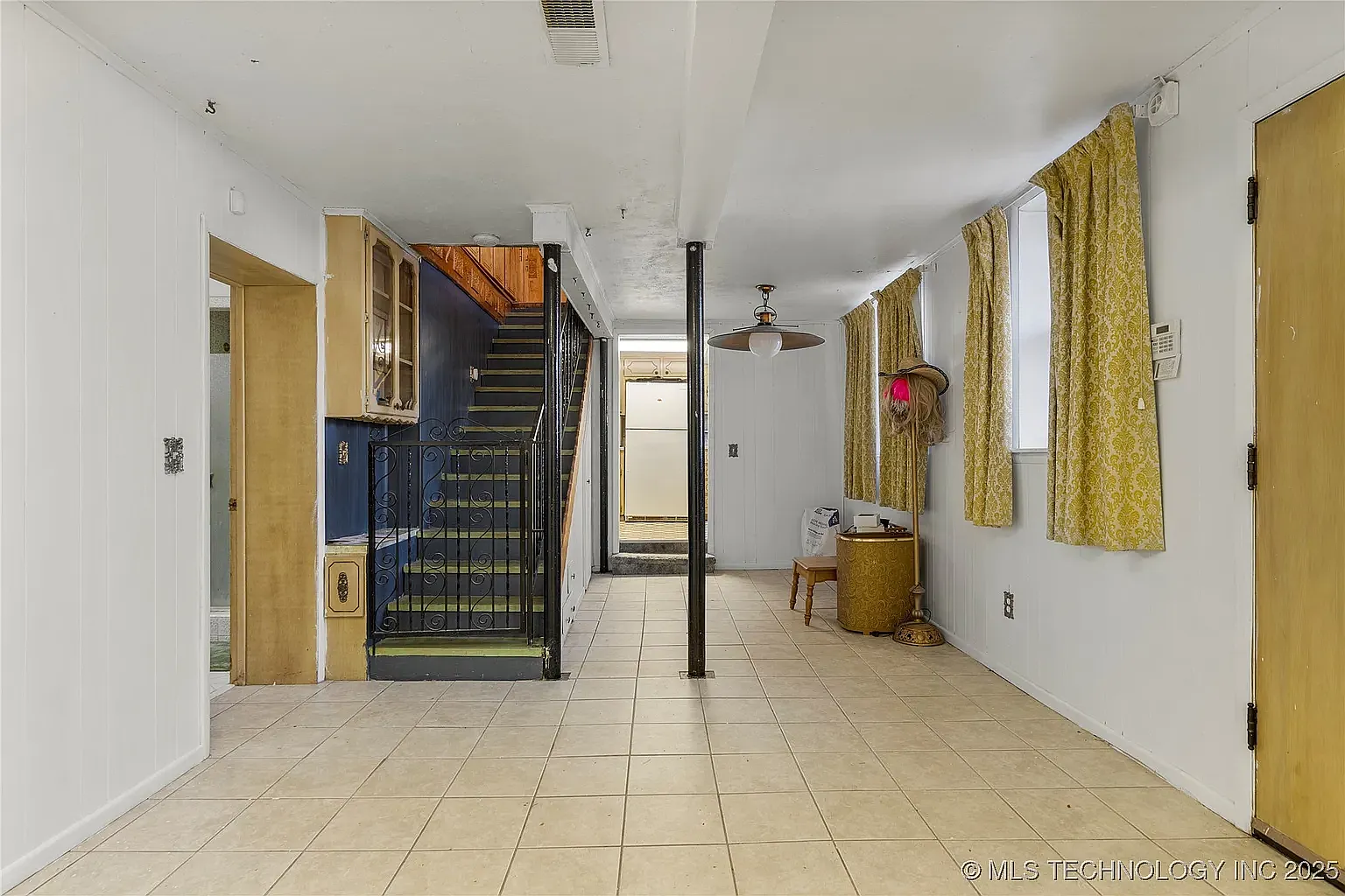 Studio, 1000 sqft, $725 — Photo 4