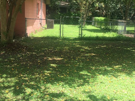 3rd image of 4624 Essex Ave S