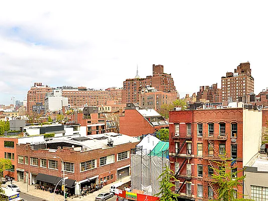 Sold by Cooper & Cooper Real Estate | media 19