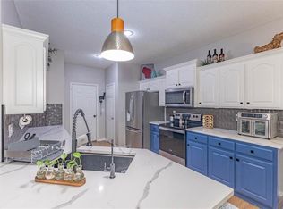 34225 W 90th Cir, De Soto, KS 66018
