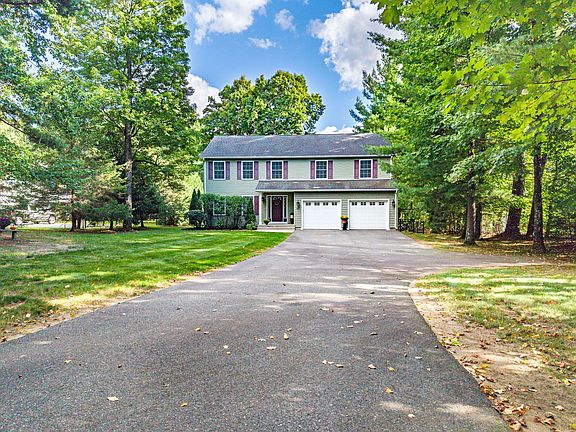 2nd image of 437 Porter Rd