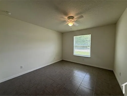 350 W Court St #A — Photo 9