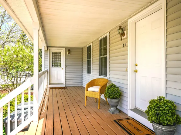 48 Ponemah Road #B3, Amherst, NH 03031