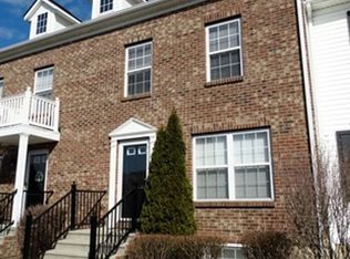 8208 Echo Spring Dr, Columbus, OH 43081