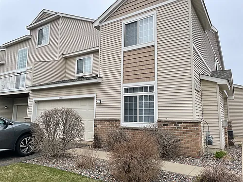 17760 Elm Rd N Photo 1
