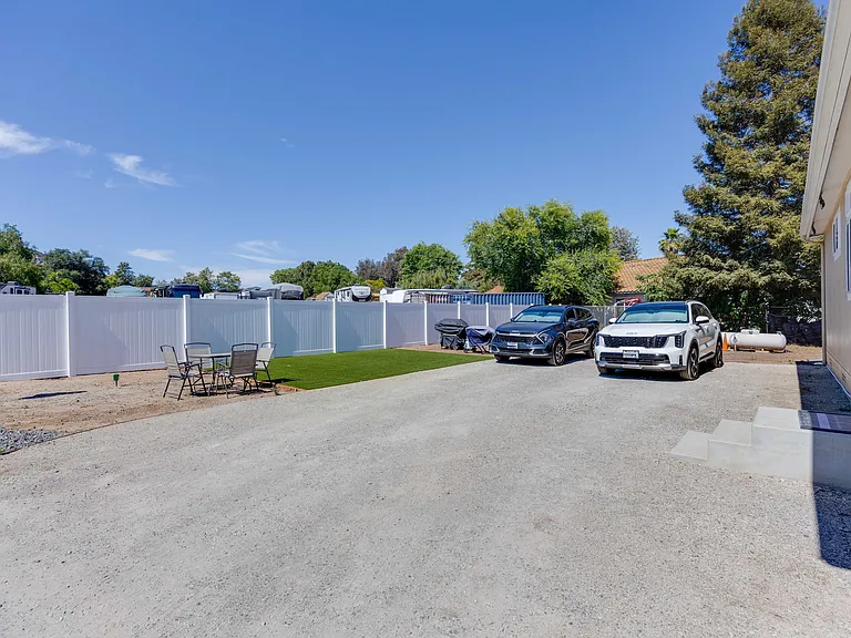 246 Cassou Rd — Photo 26