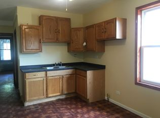 8012 S Brandon Ave, Chicago, IL 60617