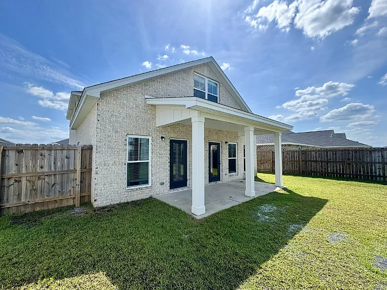 3806 Heartwood St — Photo 32