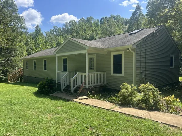 69 Forest Acres Ln, Cumberland, VA 23040