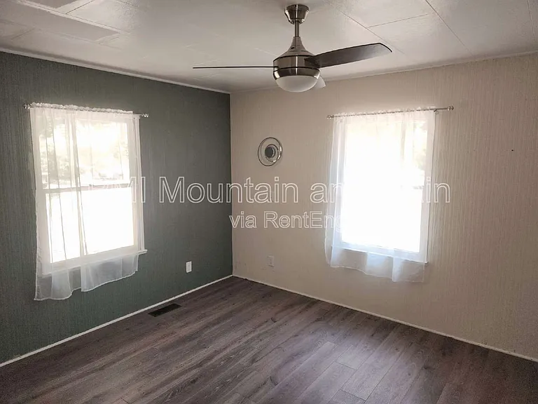 488 Lake Hosea Dr — Photo 16