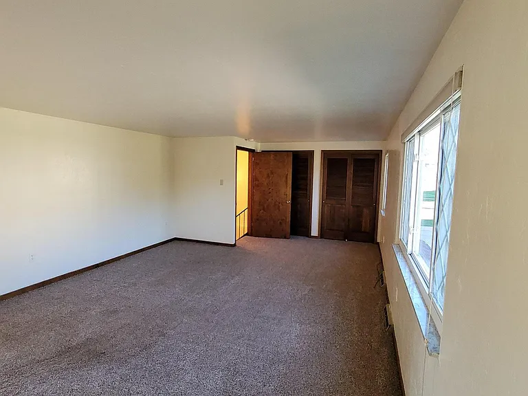 Double Closets in LR