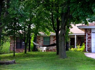 1822 E Sherwood Ter, Mustang, OK 73064