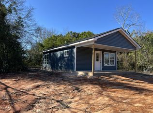 4329 Live Oak Rd, Dalzell, SC 29040