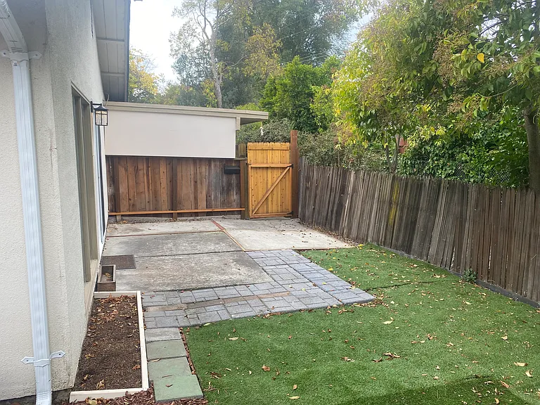 7339 Starward Dr — Photo 12