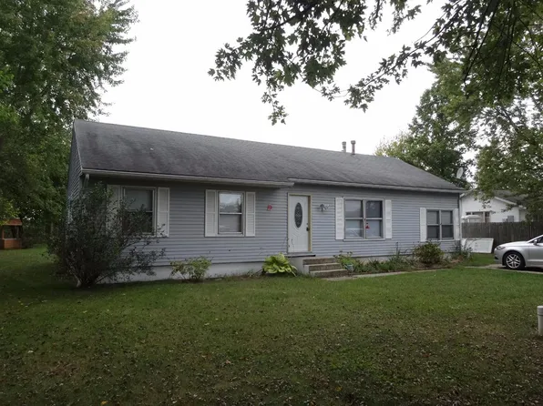 1895 N 300 E, Knox, IN 46534