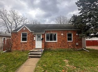 5909 Cherokee St, Taylor, MI 48180