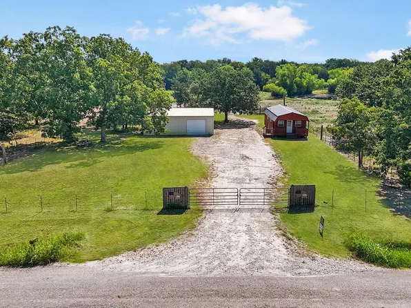 4038 County Road 4603 #A, Commerce, TX 75428