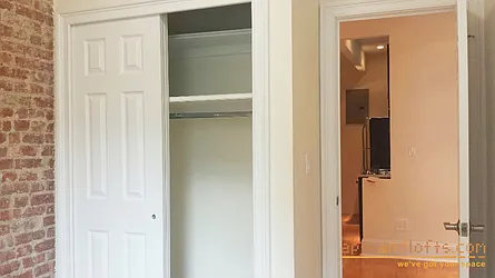 Rented by aptsandlofts.com