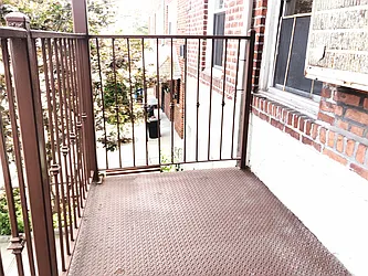 Rented by NY Space Finders Inc.