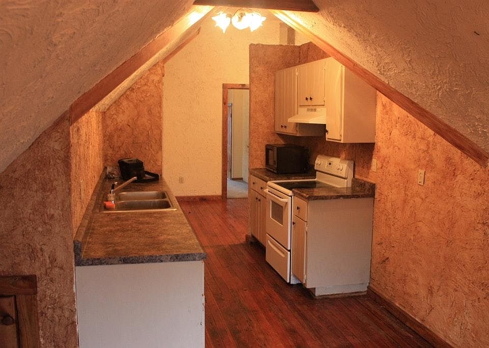 kitchen dinette area 2