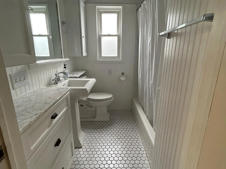 3788 S Bank Rd NE — Photo 23