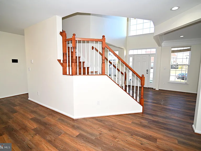 7001 Chaptico Ct — Photo 29