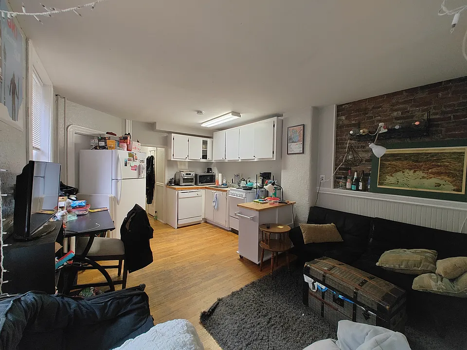 72 Revere St #9