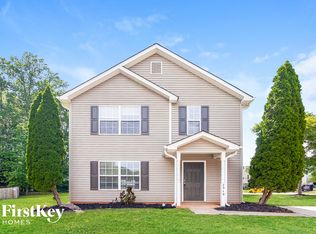 2319 Eargle Rd, Charlotte, NC 28269