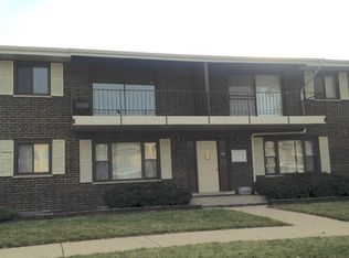 17713 Commercial Ave APT 2N, Lansing, IL 60438