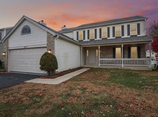 1867 Lake Shore Dr, Romeoville, IL 60446