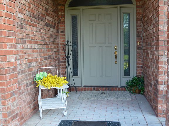 Covered Front Porch