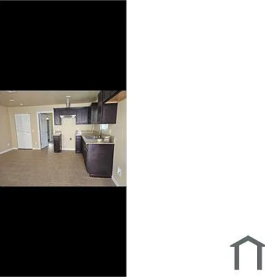 640 W 21st St — Photo 3