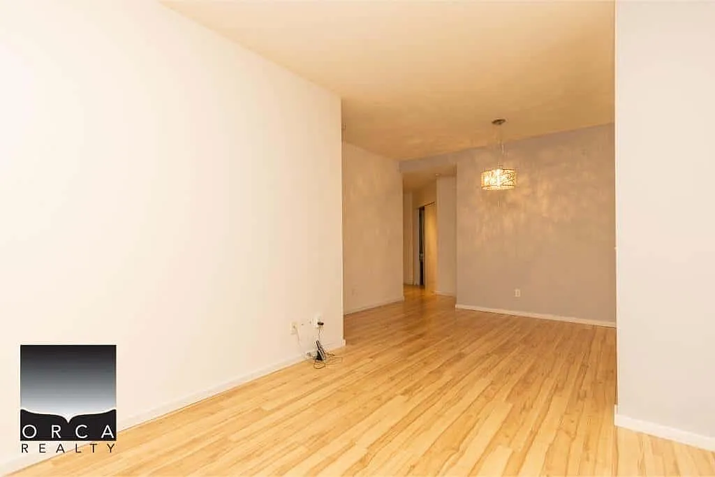 2 bed, 810 sqft, $2,700 — Photo 4