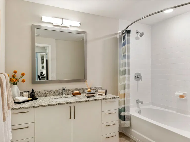 Uptown Boca Villas — Photo 43