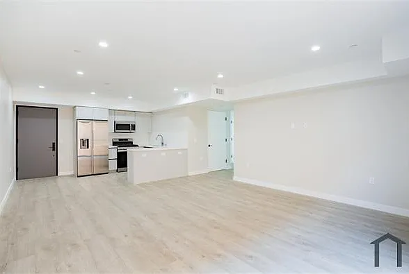 1846 N Cherokee Ave #202 — Photo 3