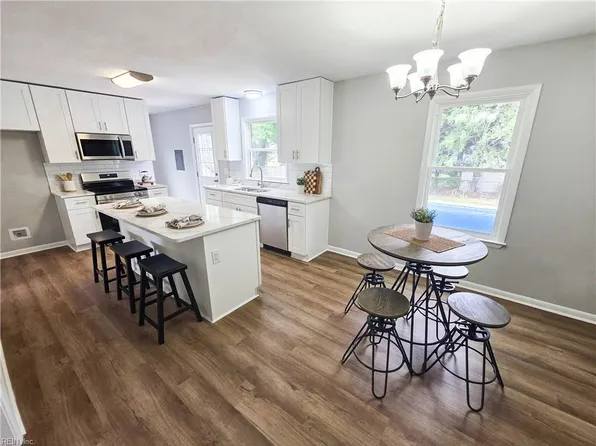 45 Londonshire Ter, Hampton, VA 23666