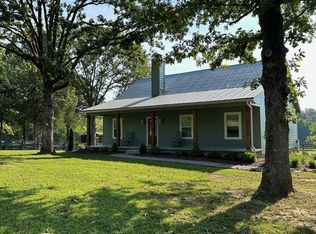 5131 Lunns Store Rd, Chapel Hill, TN 37034