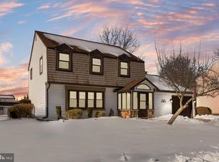 247 Southview Dr, Delran, NJ 08075