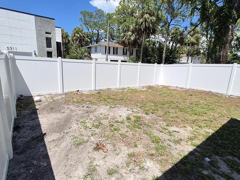5311 Luna Vista Dr — Photo 17